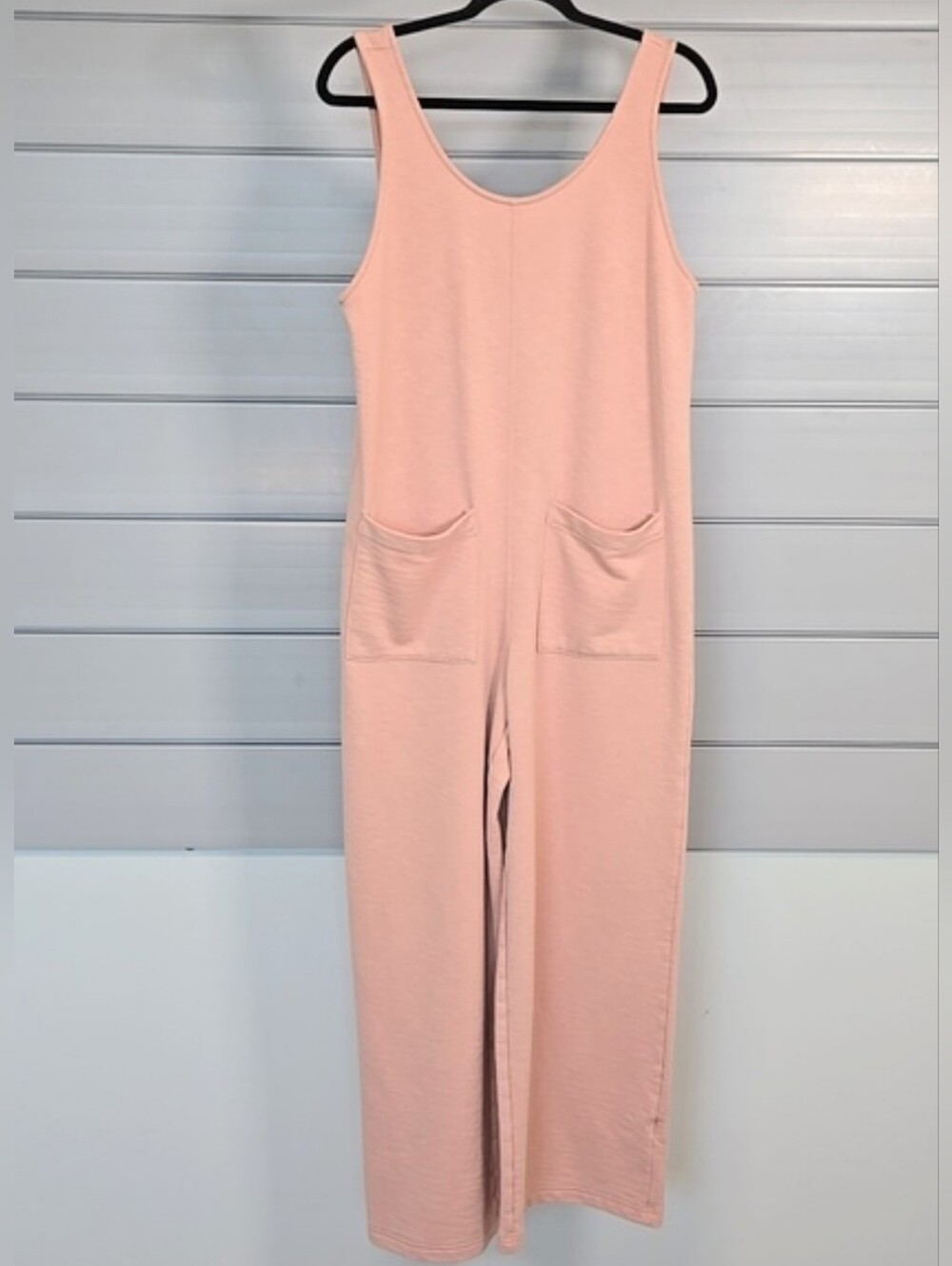 Old Navy Relaxed Scoop-Back  Lounge Jumpsuit 28" Inseam